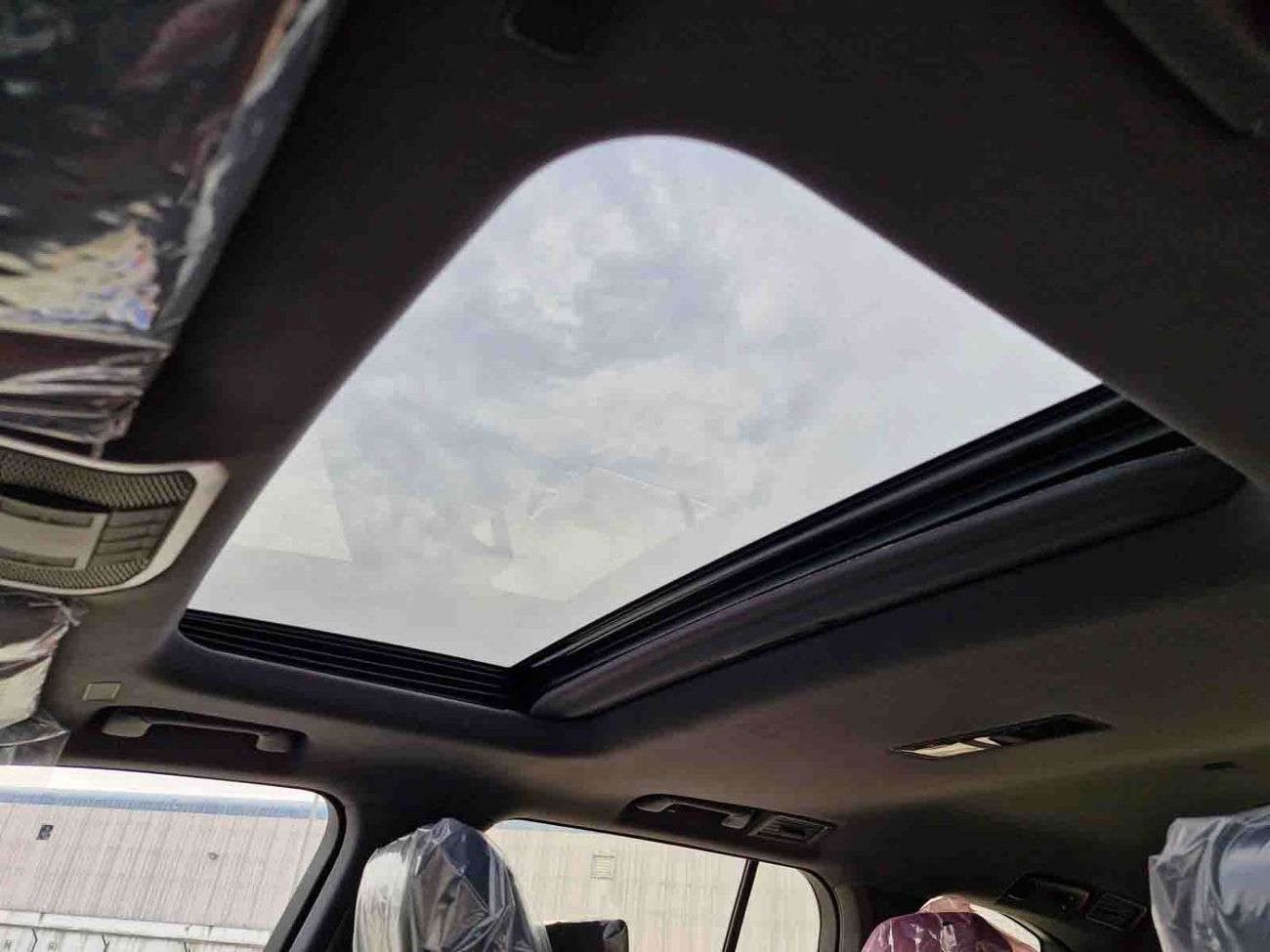 Toyota Land Cruiser VXR 3.3L