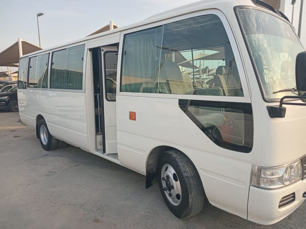Toyota Coaster LWB 30 SEATER