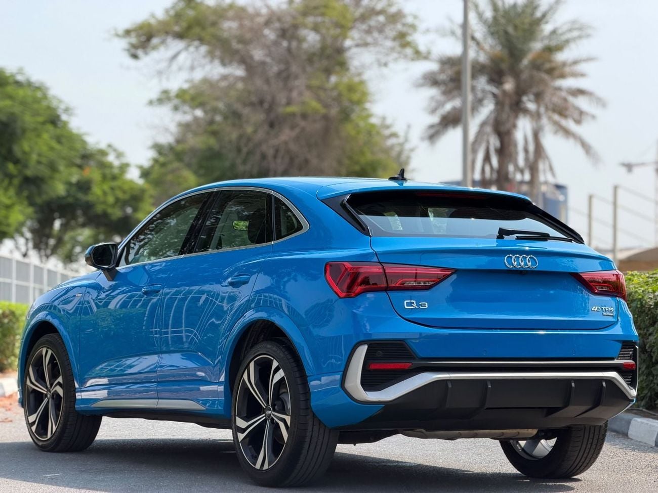 Audi Q3 40 TFSI S-LINE Audi Q3 2020 Gcc Sline perfect color