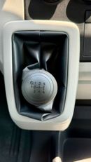 Toyota Hiace GL 2.8L DIESEL 13 SEATS