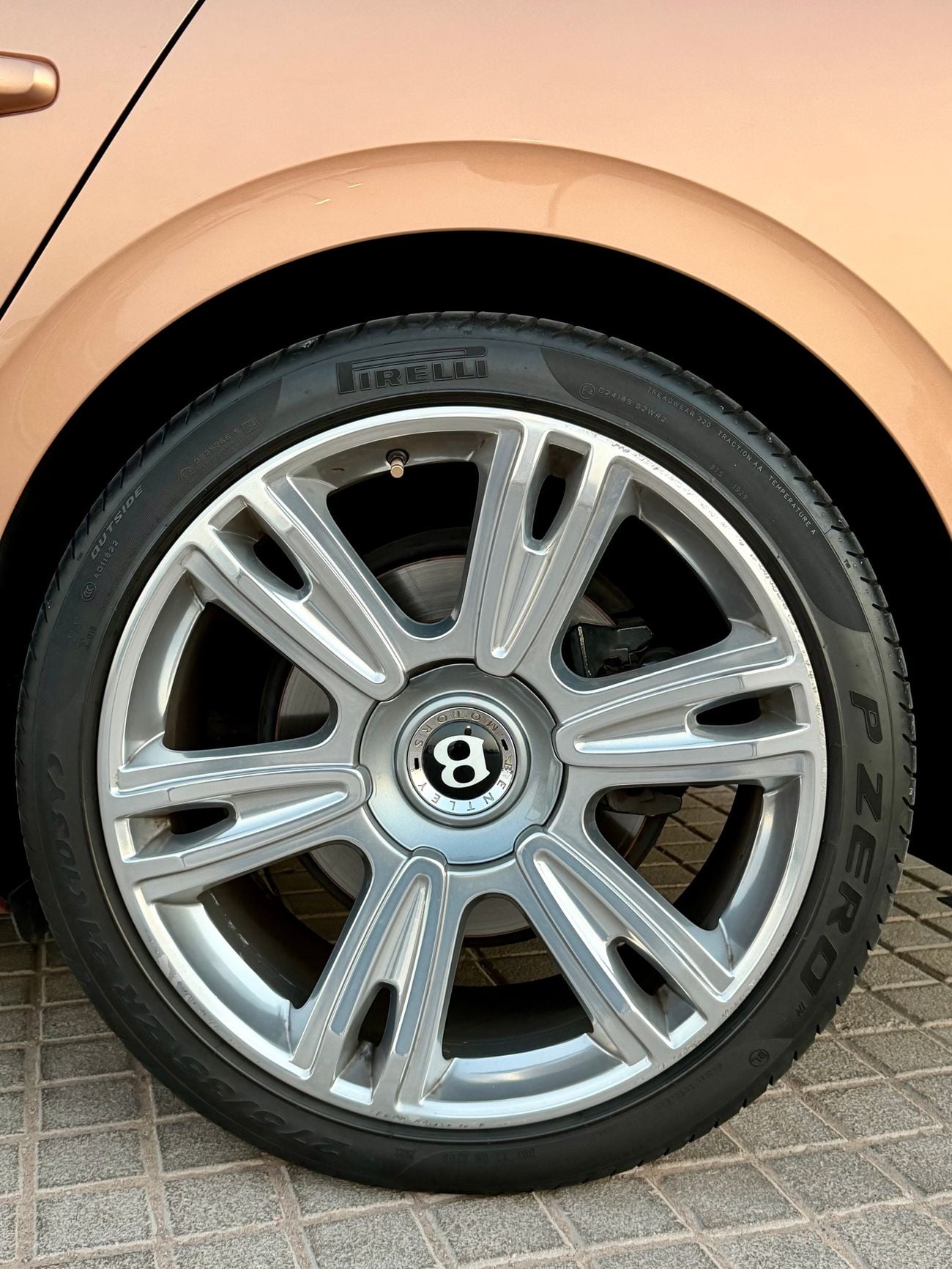 Bentley Flying Spur W12