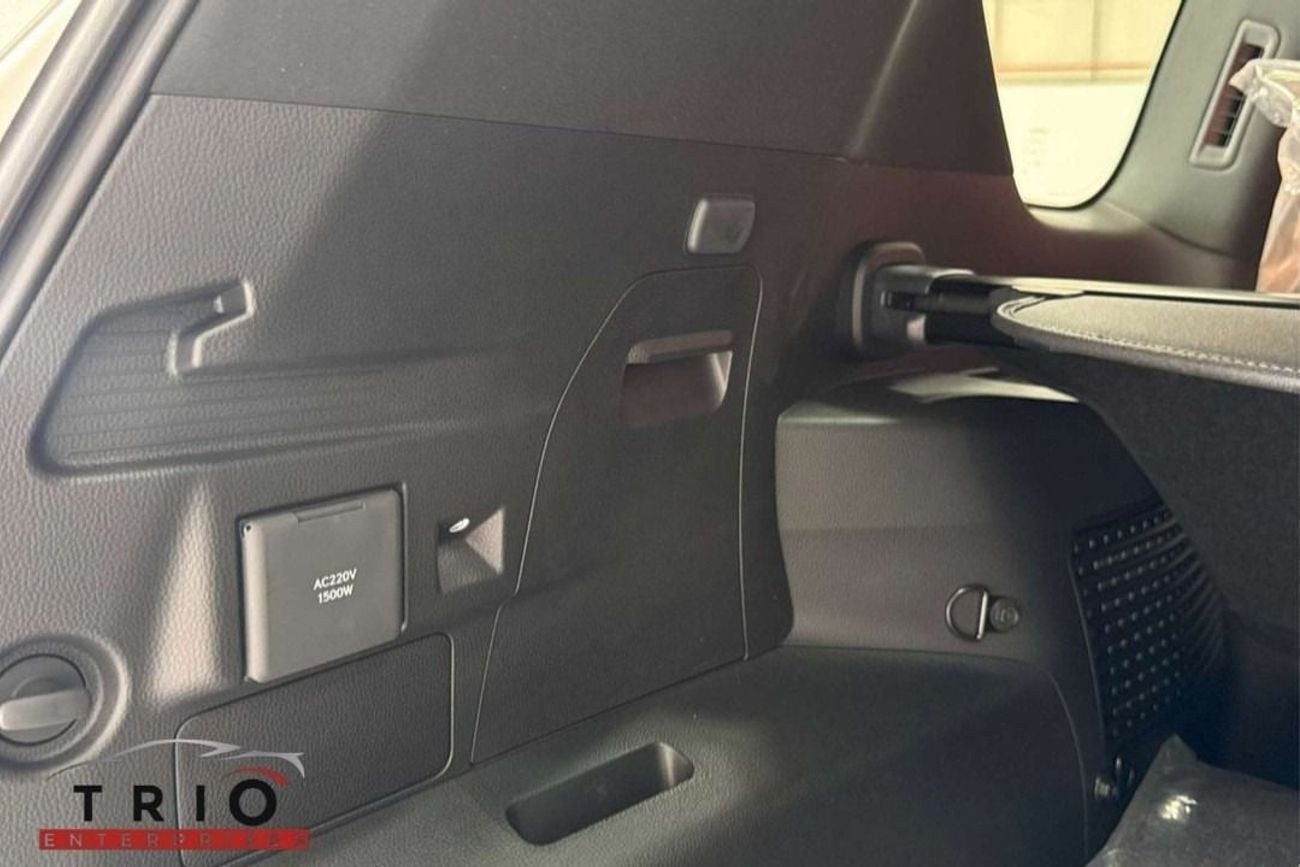 لكزس LX 700h VIP
