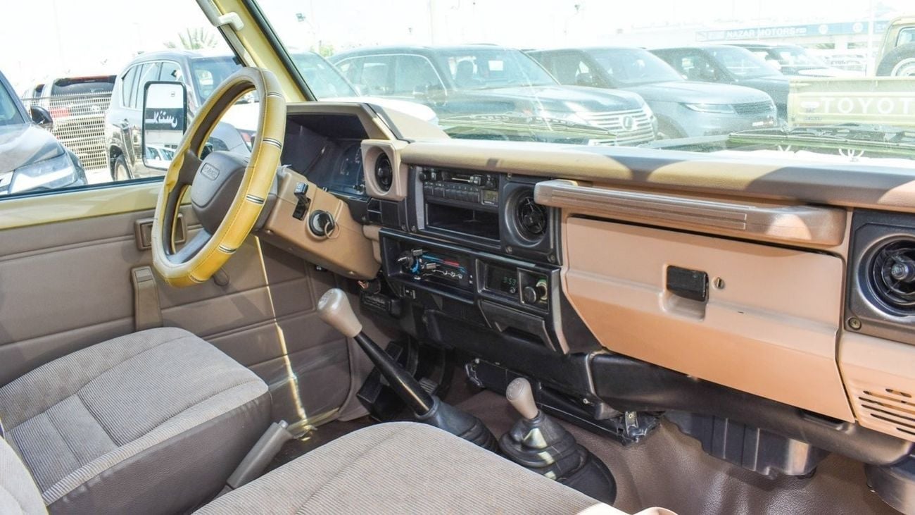 Toyota Land Cruiser 70