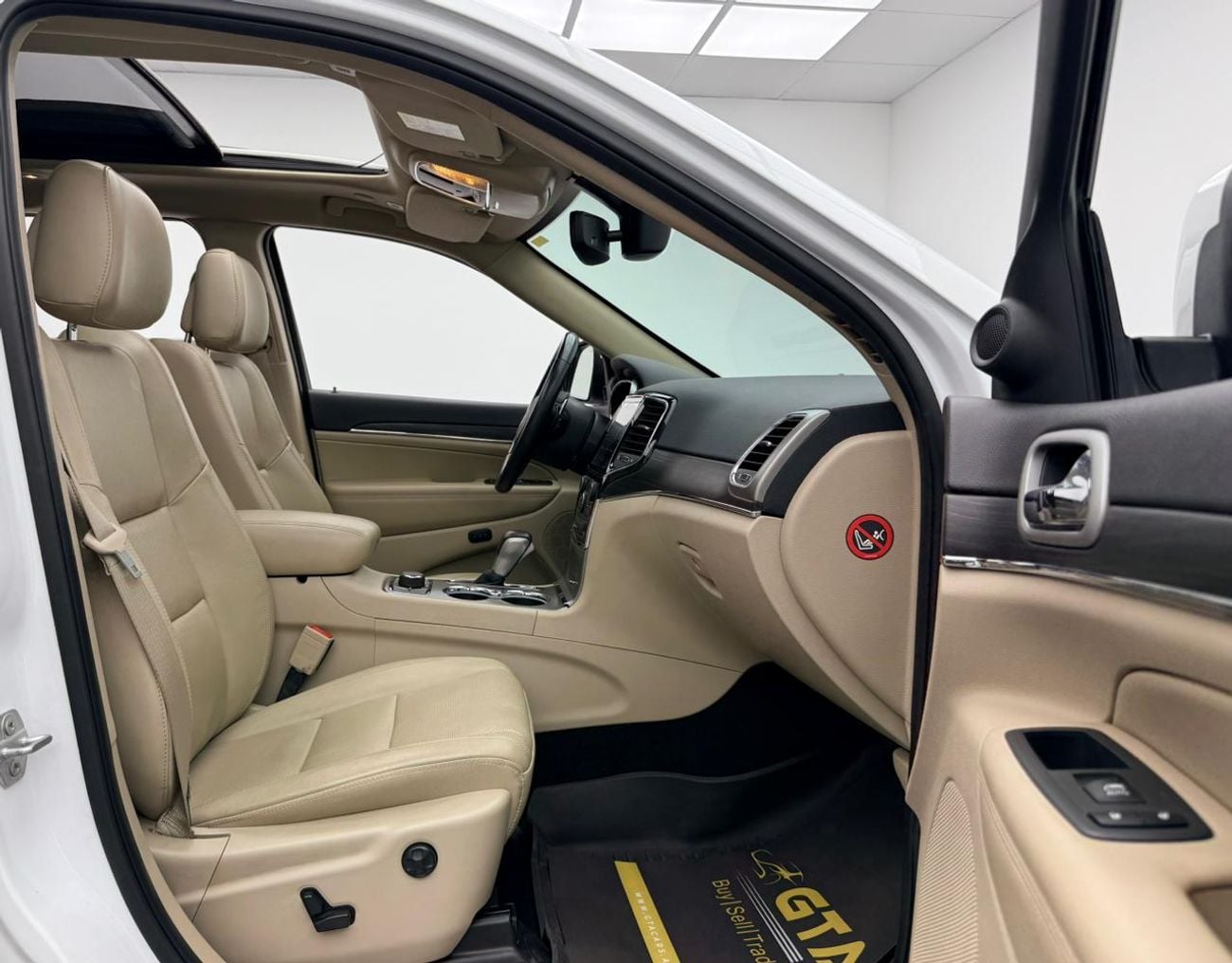 Jeep Grand Cherokee LIMITED 2021 Jeep Grand Cherokee Limited, Warranty, Full Jeep Service History, Fully Loaded, GCC
