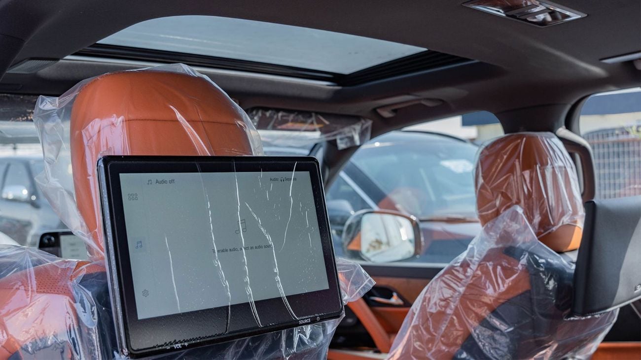 لكزس LX 600 VIP لكزس LX600 KURO موديل 2026، محرك بنزين سعة 3.5 لتر، ناقل حركة أوتوماتيكي (إصدار أسود)