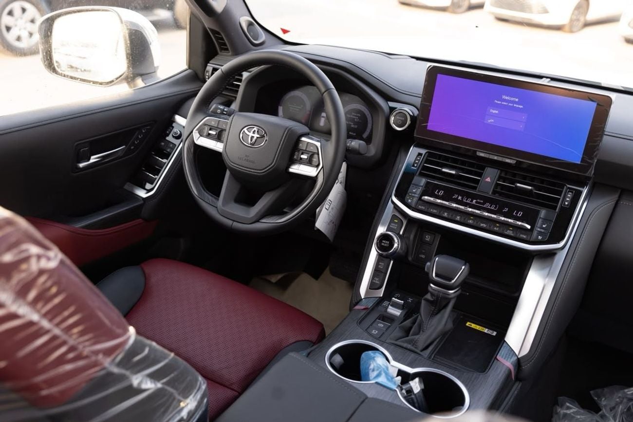 تويوتا لاند كروزر VXR