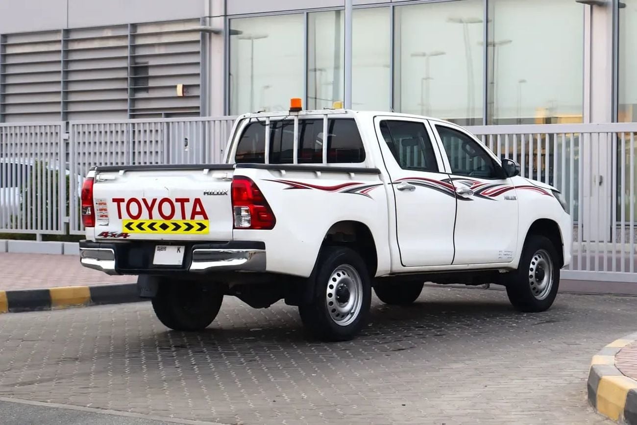 تويوتا هيلوكس GLX Toyota Hilux 2022 مواصفات خليجية