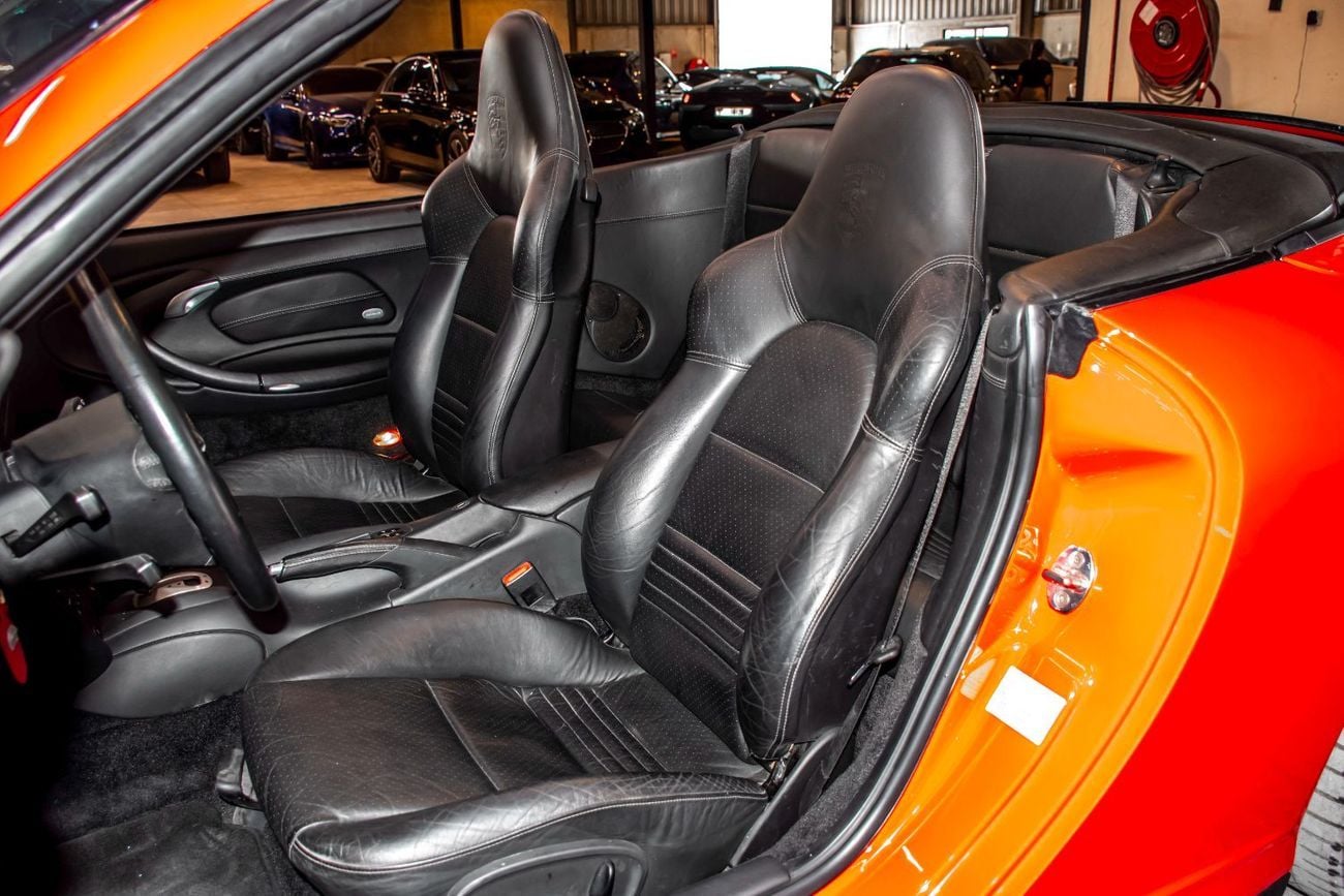 Porsche 911 CARRERA 4S