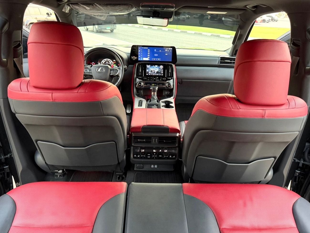 Lexus LX600 F SPORT