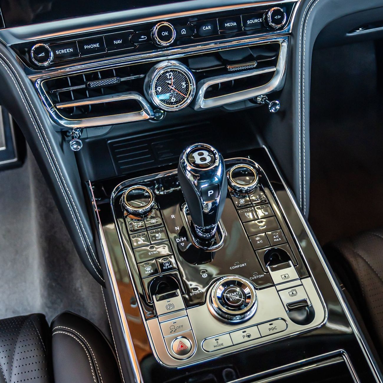 Bentley Flying Spur STANDARD HYBRID