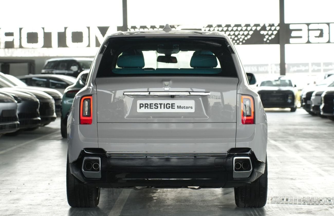 Rolls Royce Cullinan SILVER BADGE