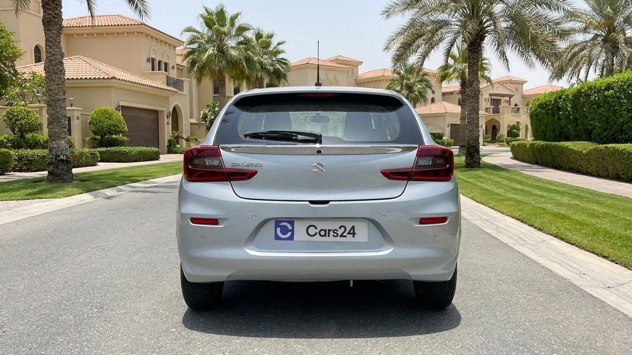 سوزوكي بالينو GLX كارس24 هي سوق ضخم للسيارات المستعملة موثوق ومضمون ٪كارس24 هي سوق ضخم للسيارات المستعملة موثوق ومضمون