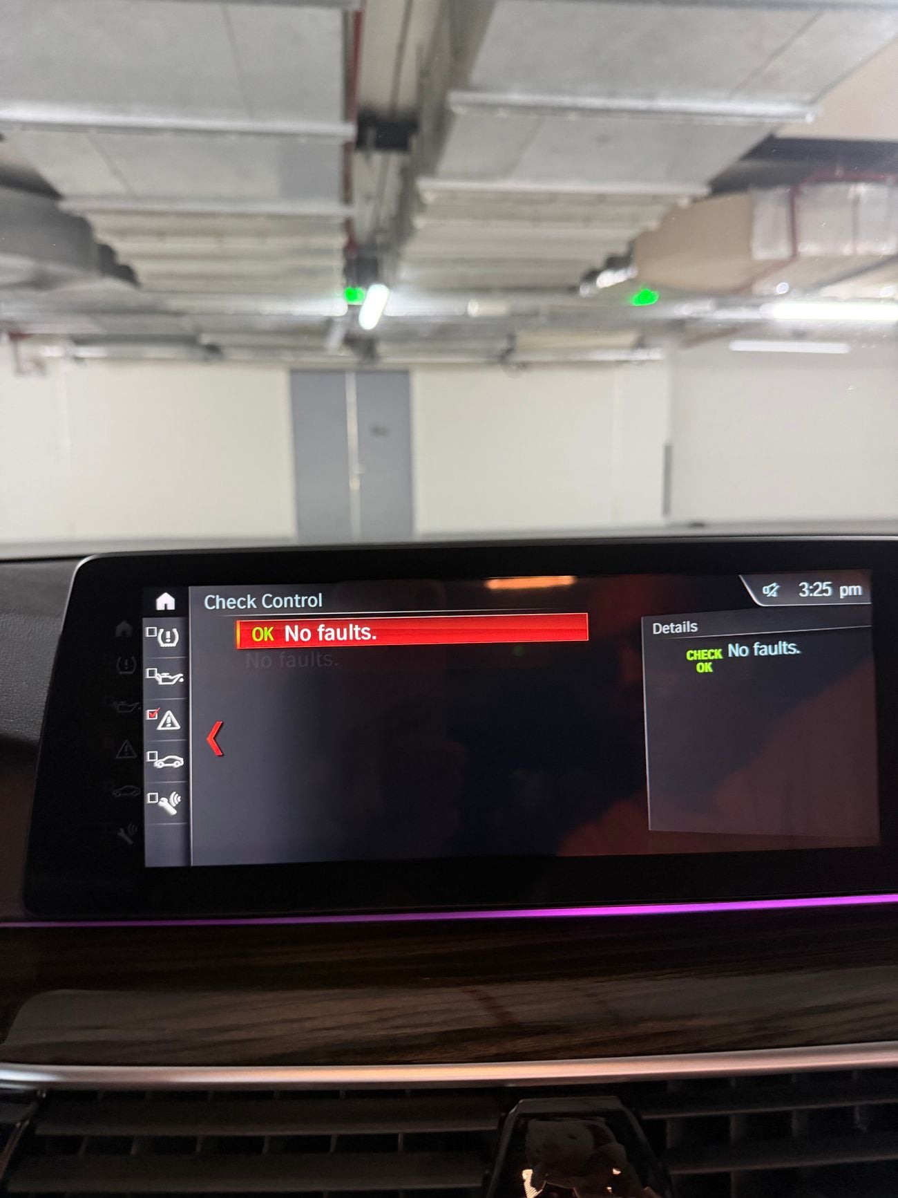 بي أم دبليو 520i EXCLUSIVE