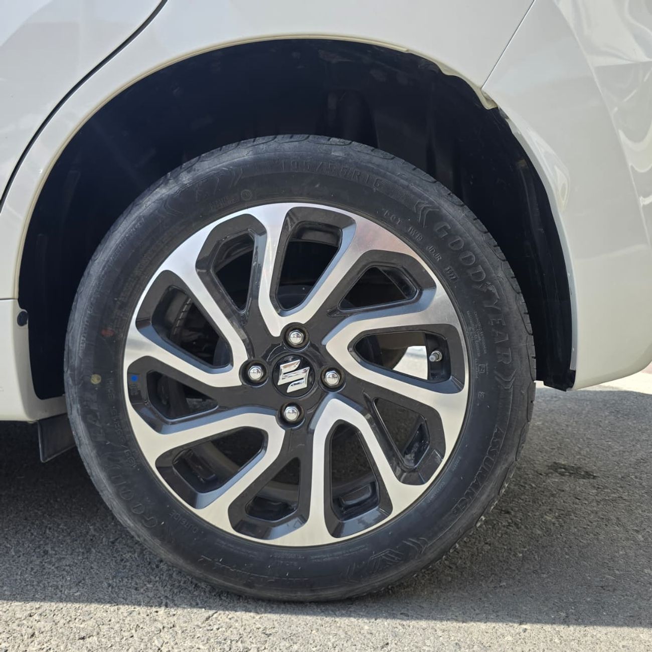 Suzuki Baleno GLX
