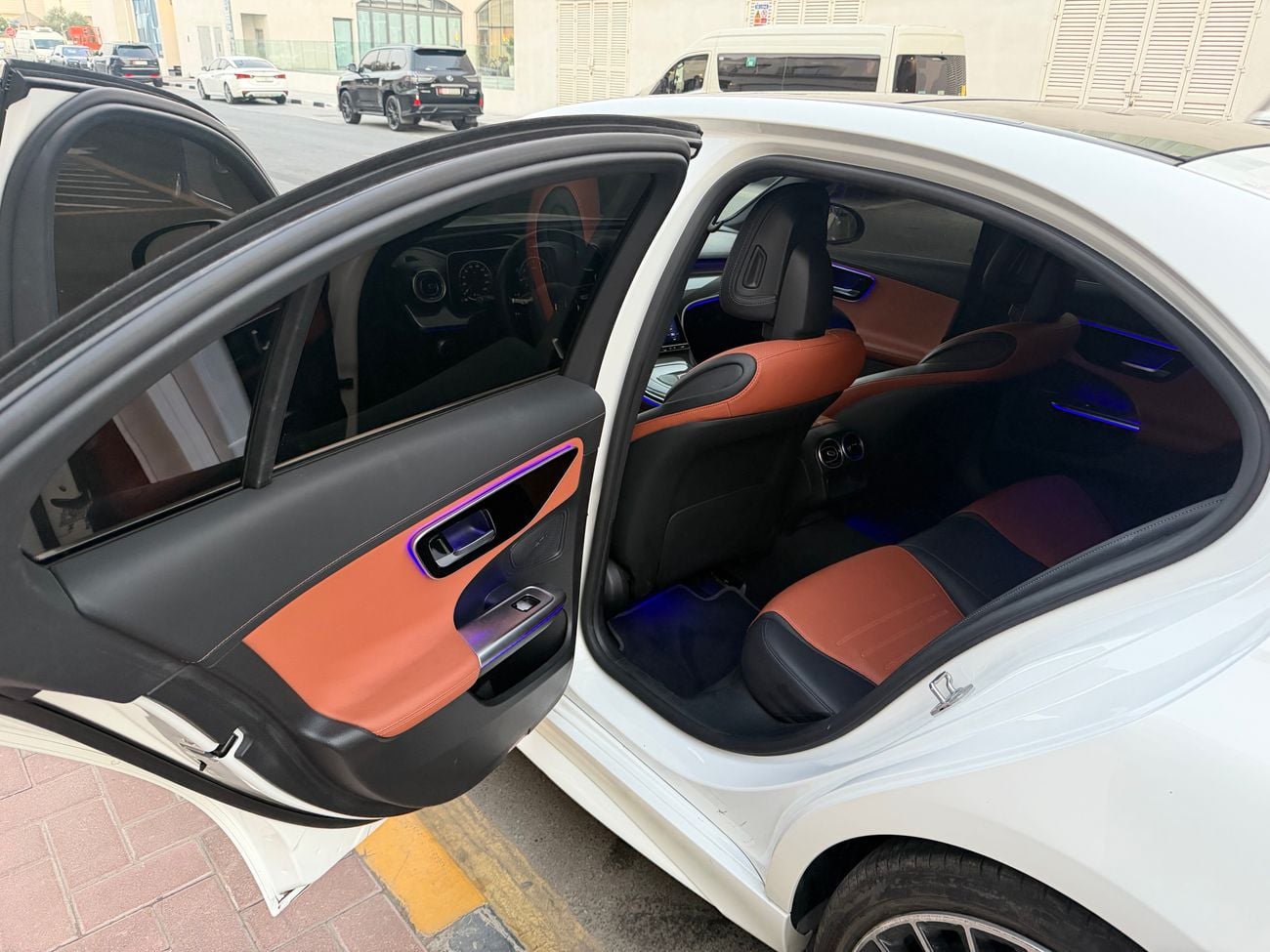 مرسيدس بنز C 200 c200 2024