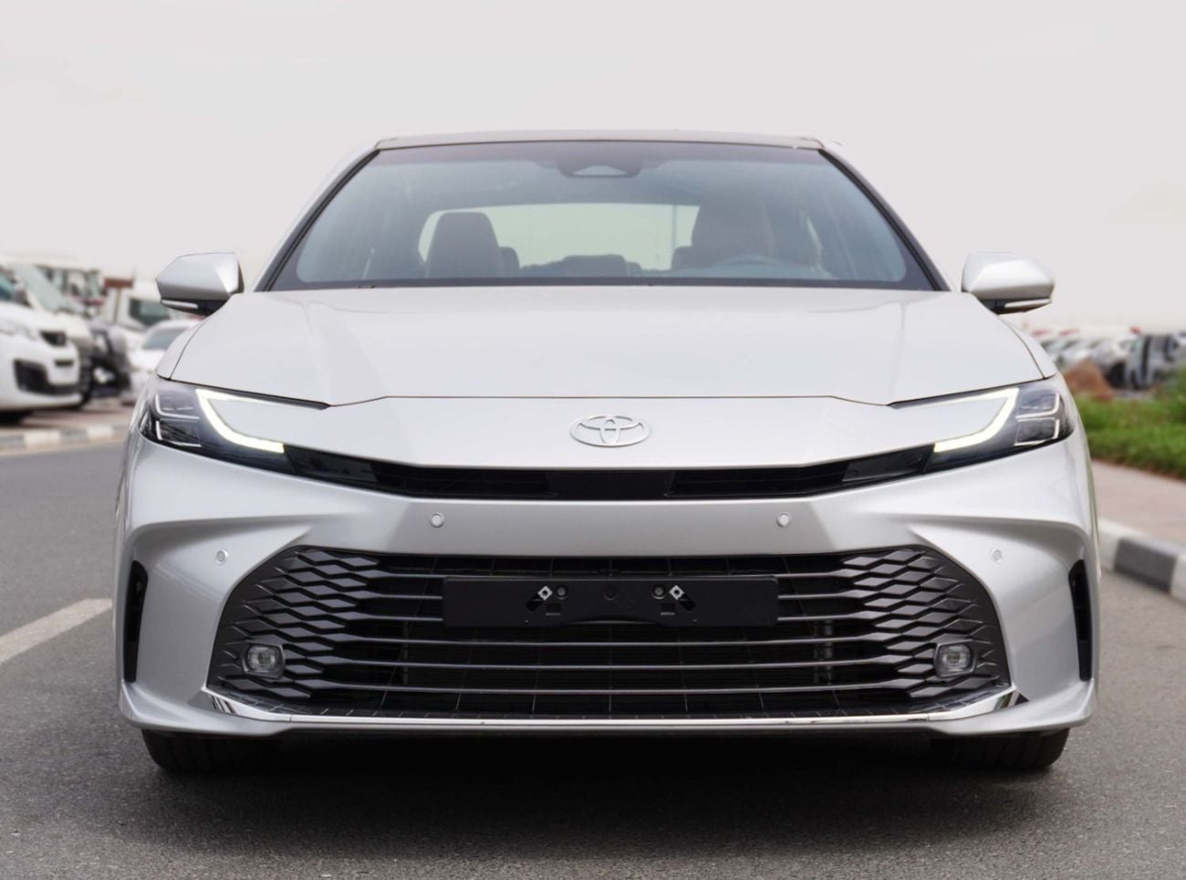 تويوتا كامري GLE , FWD, PETROL- 2025