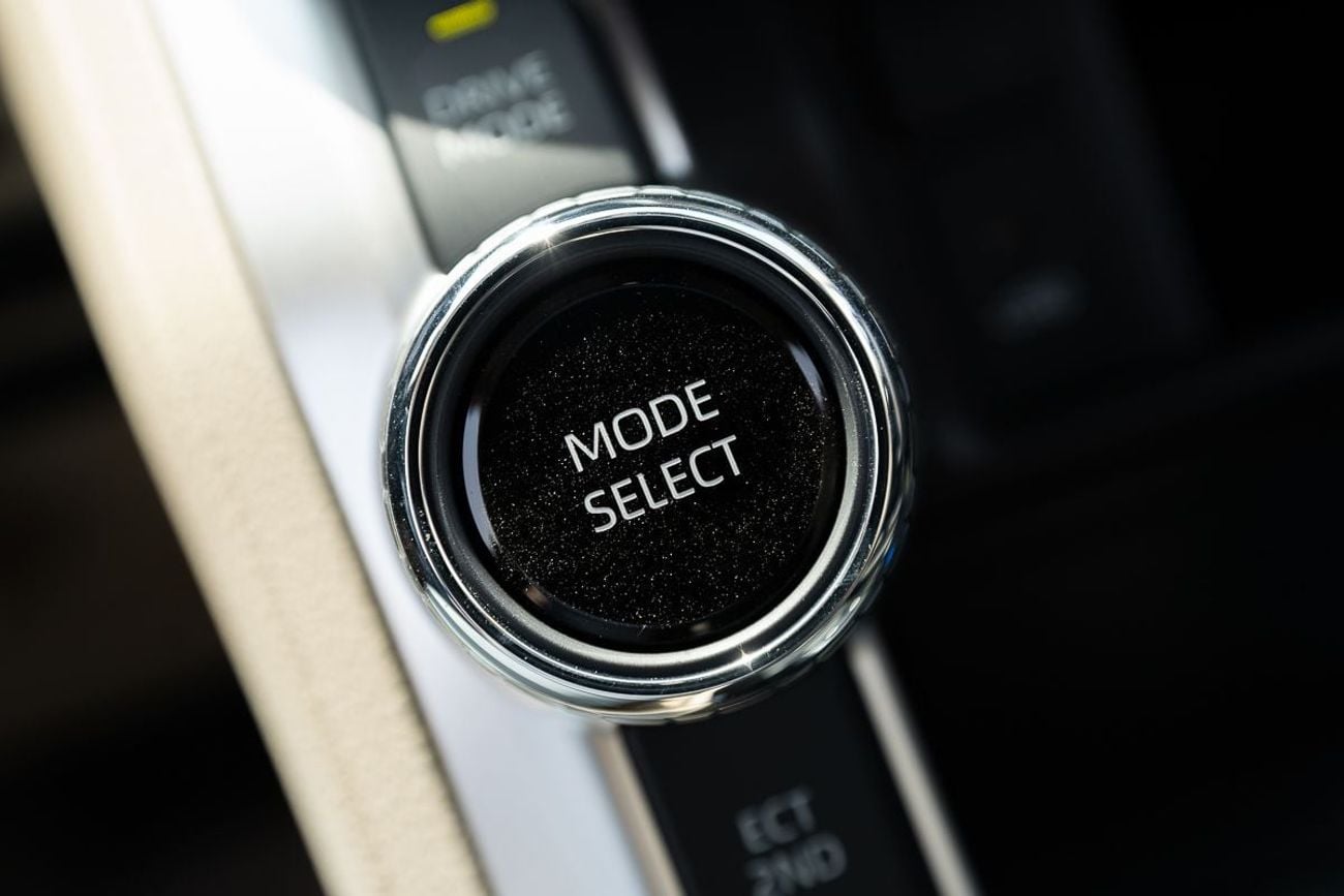 تويوتا لاند كروزر GXR 3 3.5L V6 Petrol Automatic Transmission Twin Turbo 2026