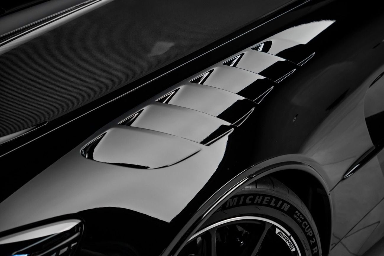 مرسيدس بنز AMG GT BLACK SERIES