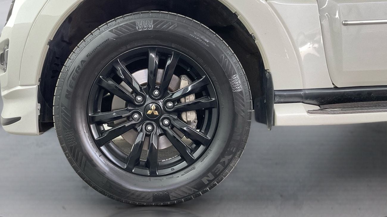 Mitsubishi Pajero GLS H/L SIGNATURE EDI | Guaranteed Warranty | 0 Down Payment