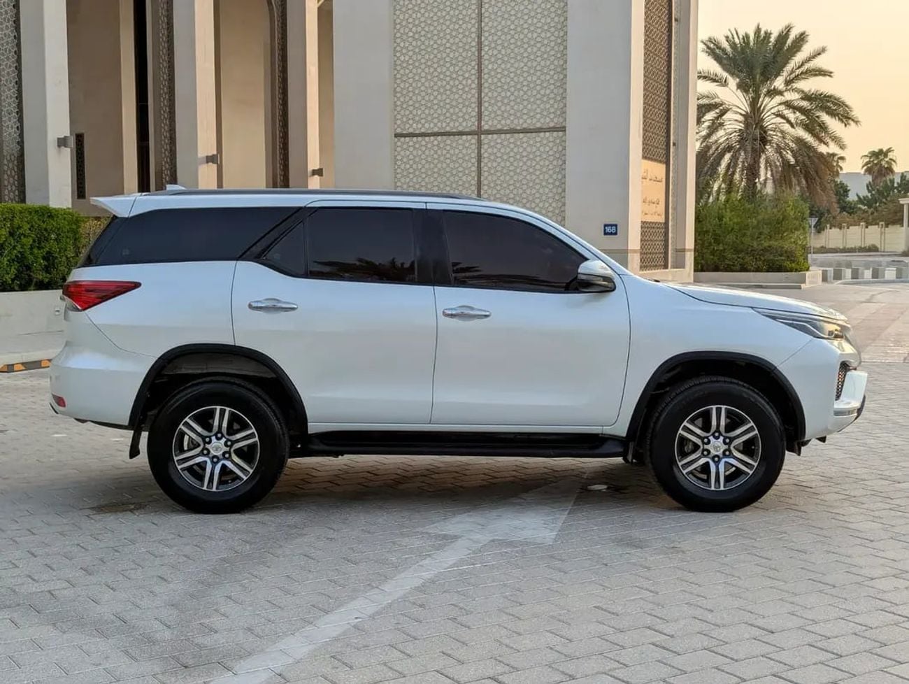Toyota Fortuner EXR