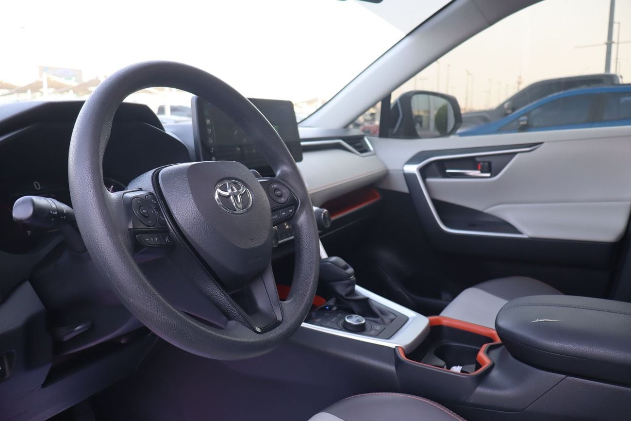 Toyota RAV4 ADVENTURE