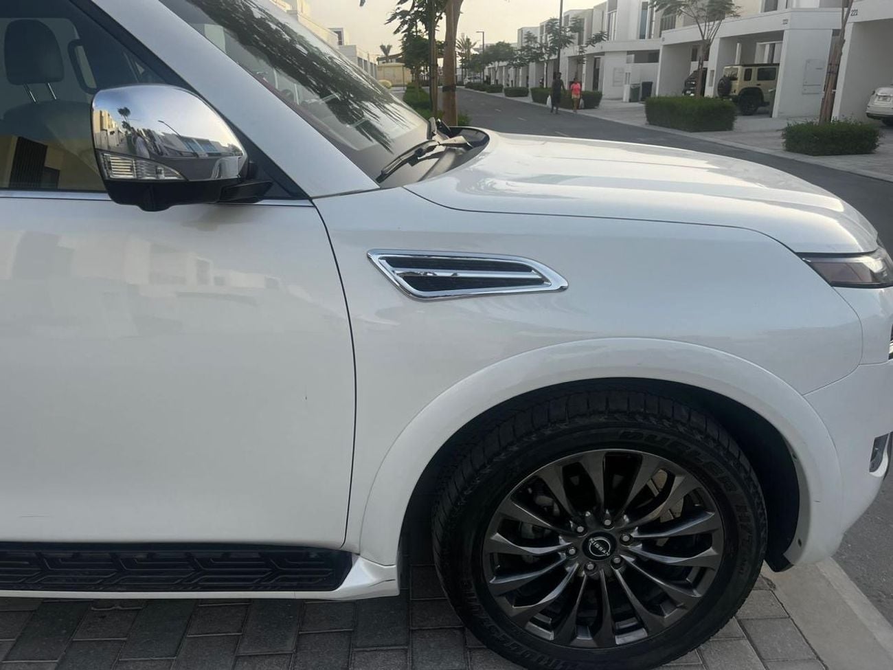 Nissan Armada PLATINUM