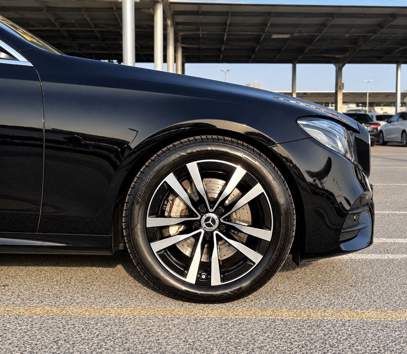 Mercedes Benz E350 AMG Mercedes-Benz E350 4MATIC AMG – 2019