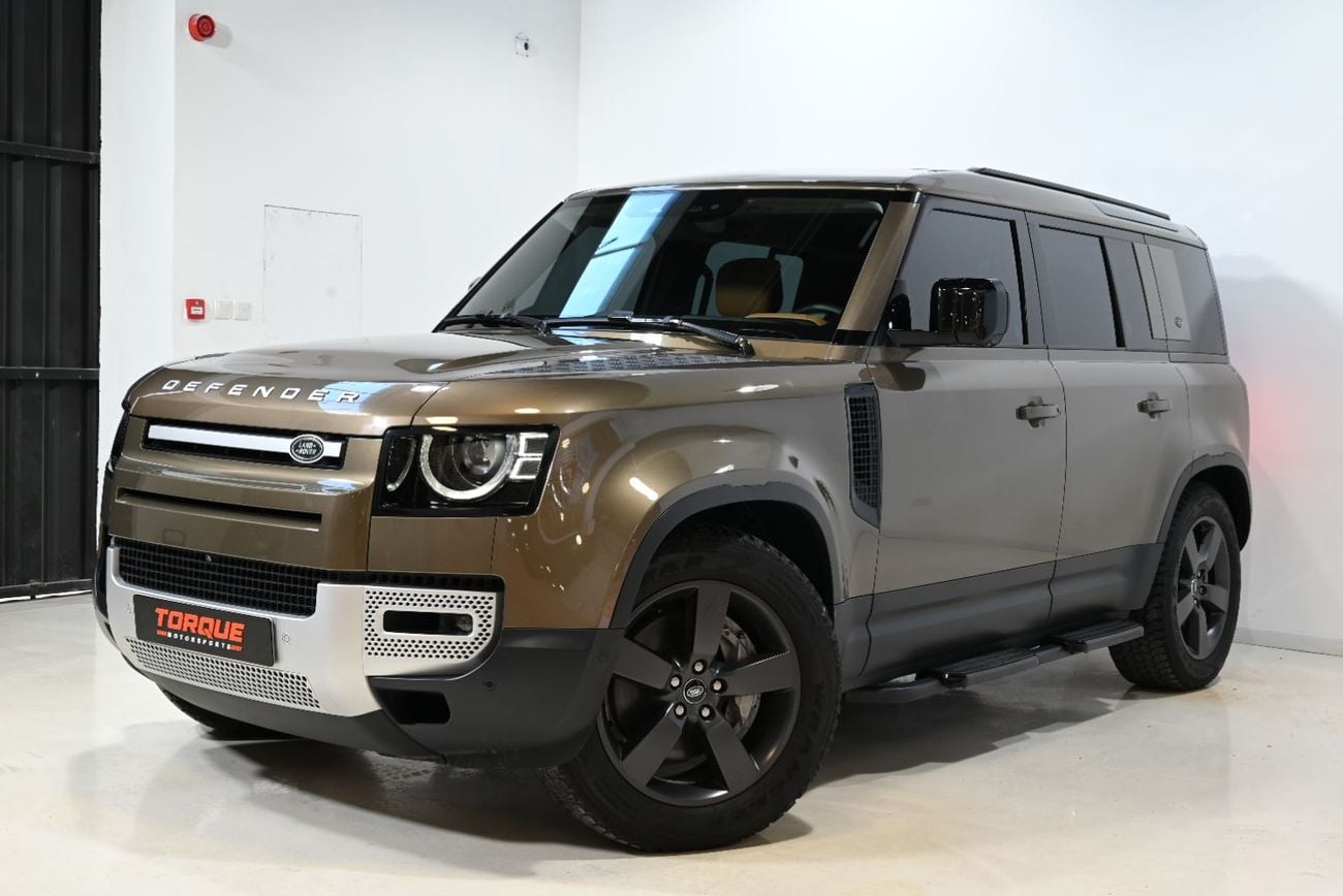 Land Rover Defender 110 HSE P400 2024 Land Rover Defender 110 HSE P400, 5/2029 Land Rover Warranty and Service Pack, GCC