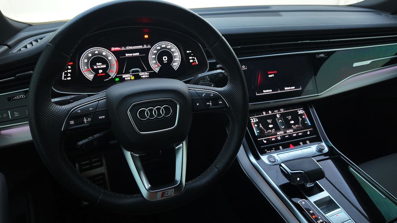 Audi Q8 55 TFSI S-LINE LUXURY