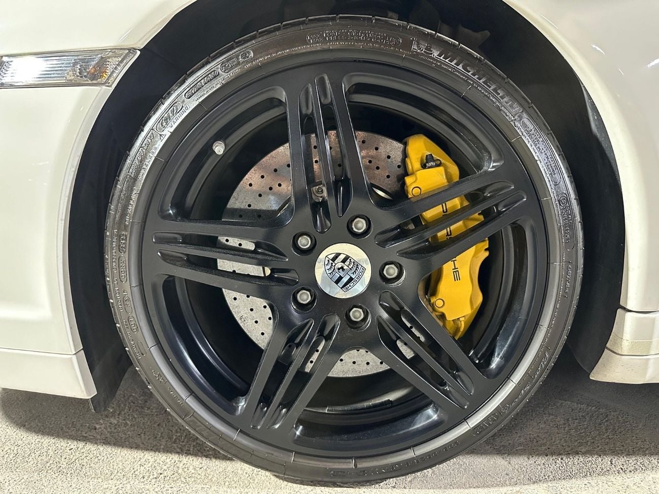 بورش 911 TURBO | سجل صيانة كامل | مكابح بورشه من السيراميك الكربوني (PCCB) | مفتاحان