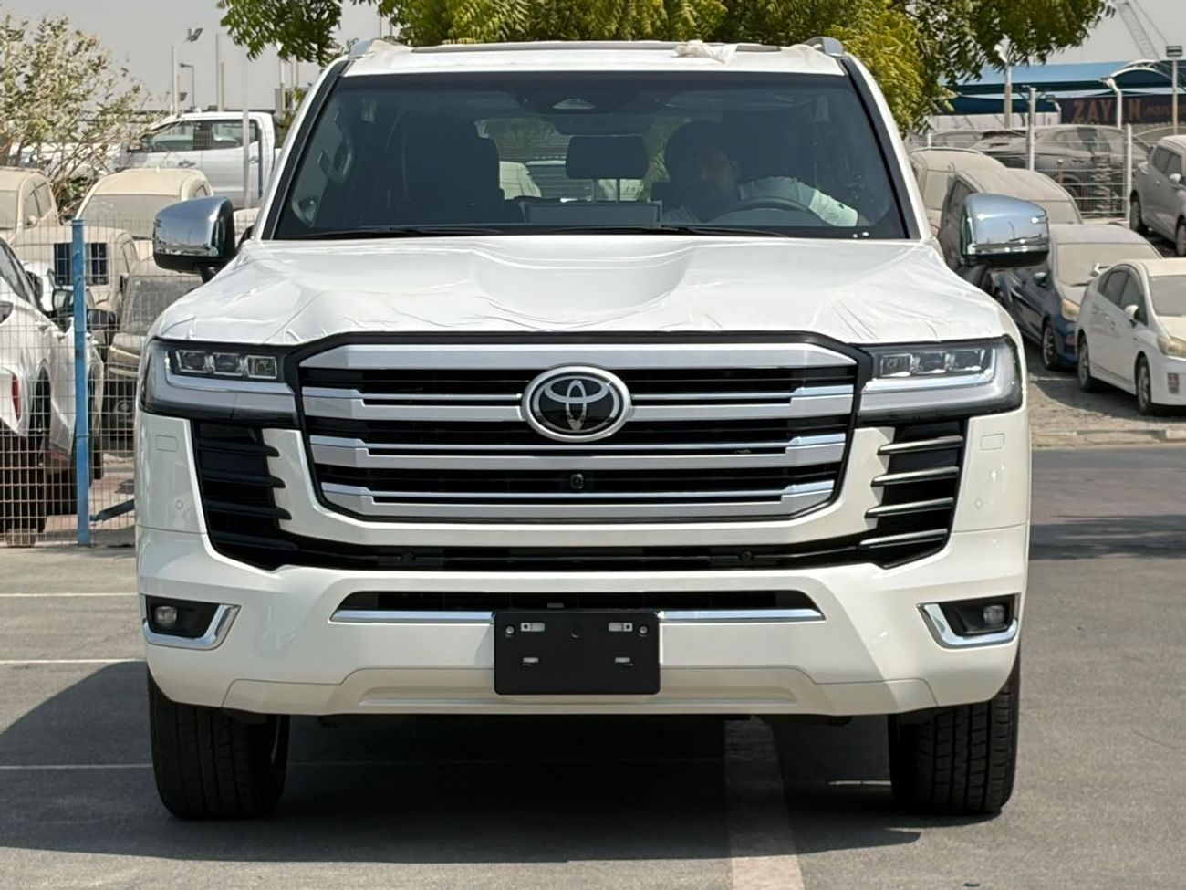 Toyota Land Cruiser VX LC300 VX TWIN TURBO || 3.5L V6 PETROL | PWR WITH LEATHER SEATS | 360* CAMERA | JBL SOUND SYSTEM | RA