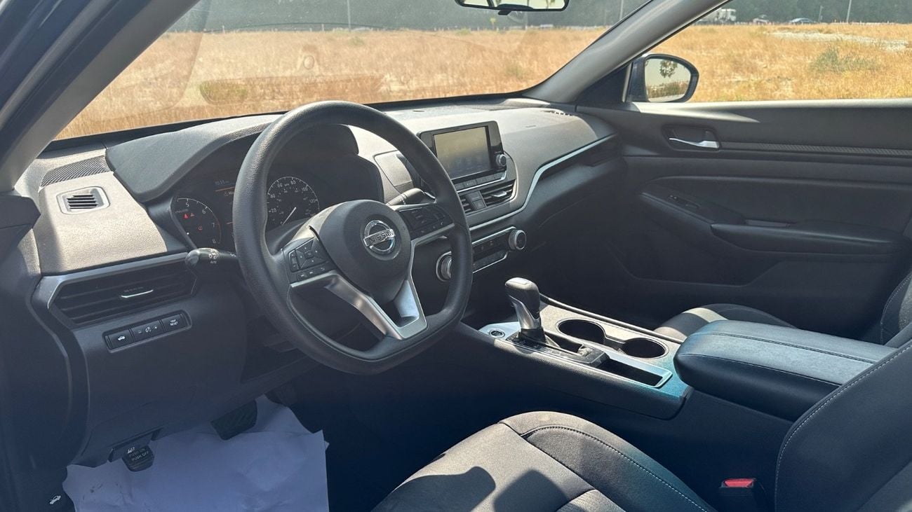 Nissan Altima S