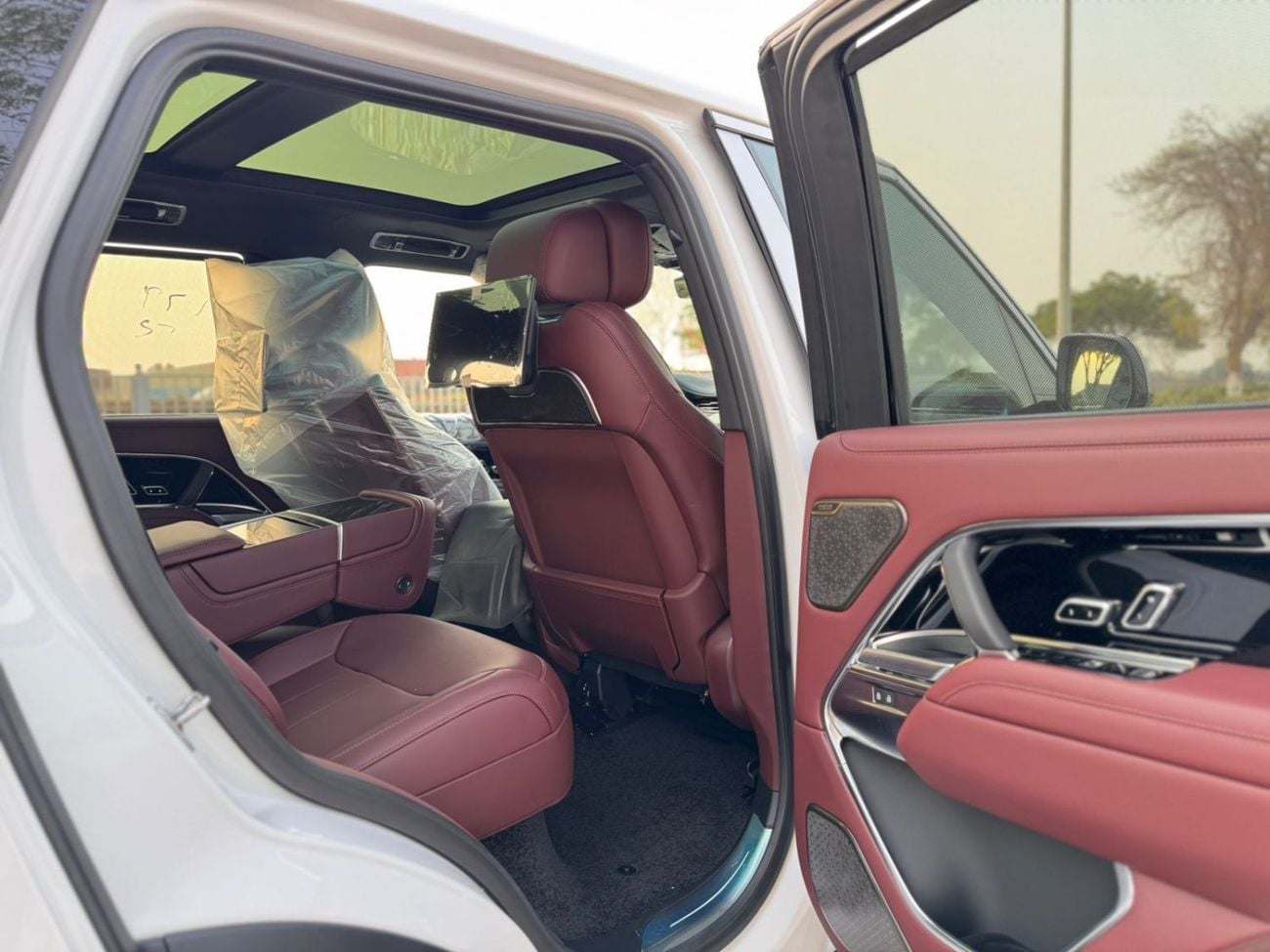 Land Rover Range Rover AUTOBIOGRAPHY P530 LAND ROVER RANGE ROVER P 530 / GCC UNDER WARRANTY 2026