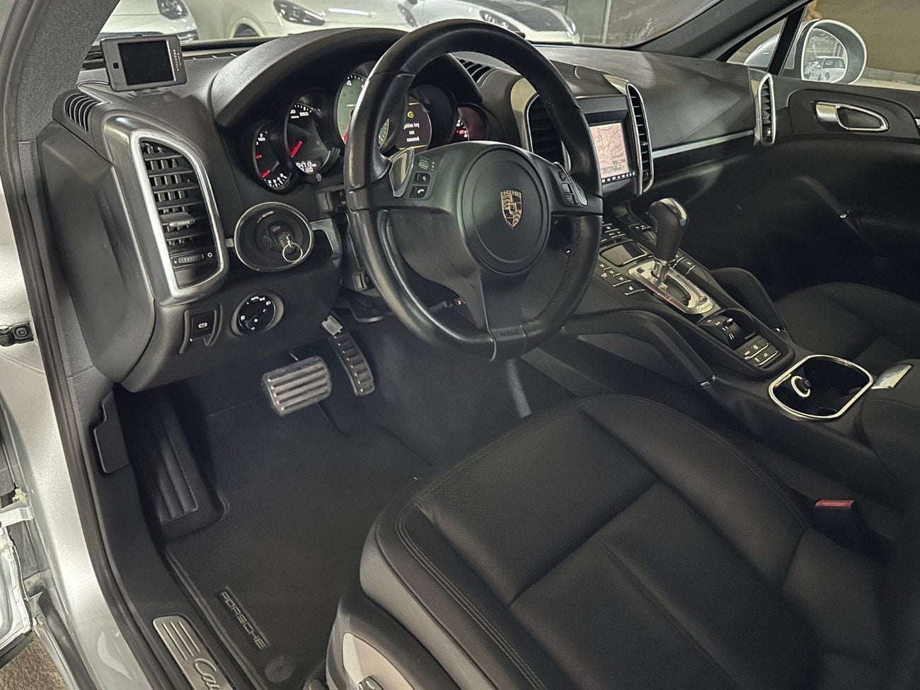 Porsche Cayenne S | SERVICE HISTORY | SUNROOF | 21-INCH ALLOY RIMS