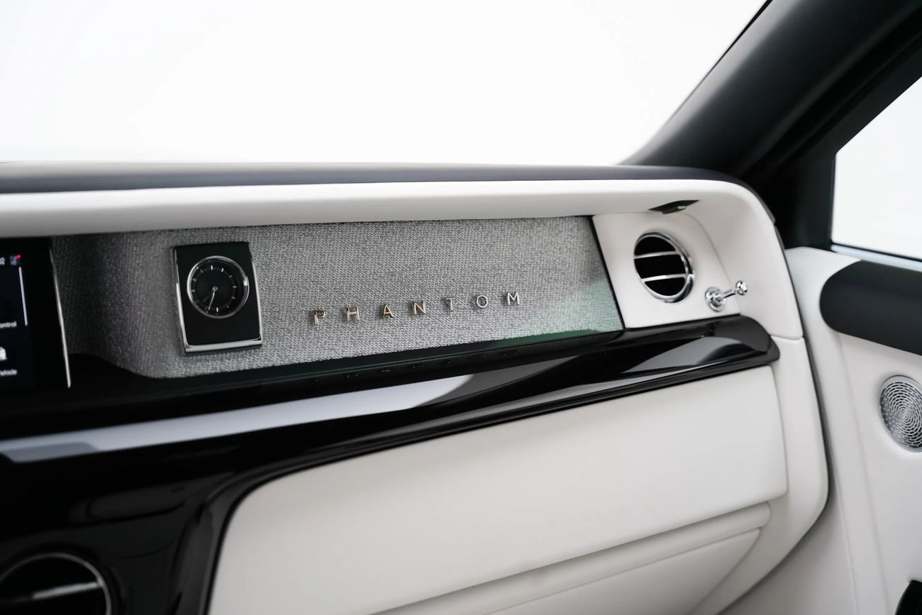 Rolls Royce Phantom EWB