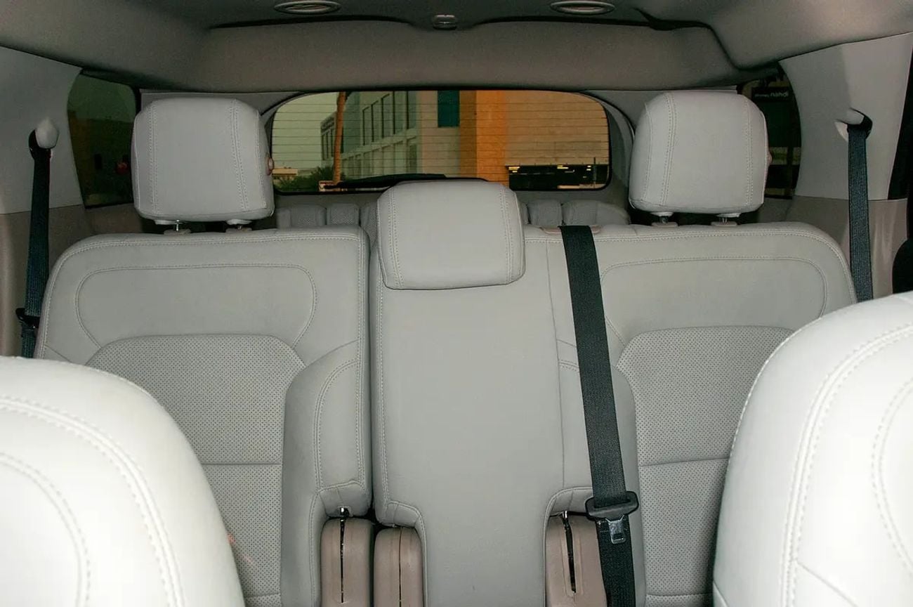 Ford Explorer XLT | GCC Specs | Well Maintained