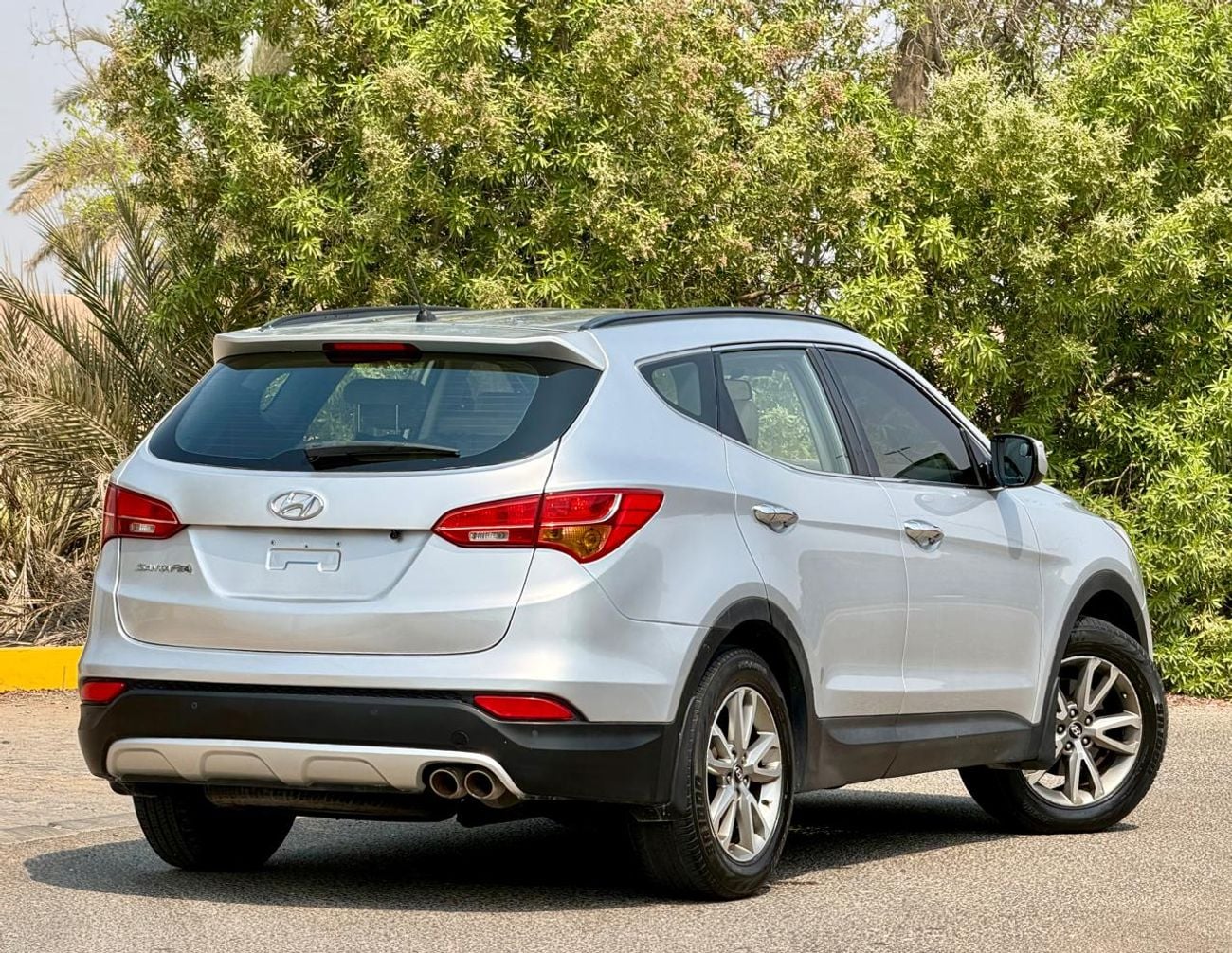 Hyundai Santa Fe GL 2014 2.4L GL, 7 Seater | GCC I Camera, Cruise | Well Maintained