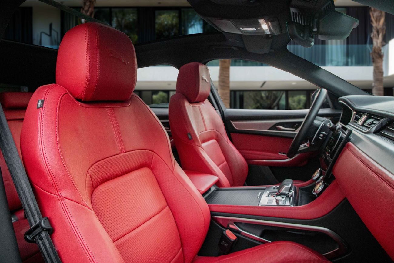 جاكوار F بيس R-Dynamic F-Pace R-Dynamic | 2,409 P.M | 0% Downpayment | Under Warranty