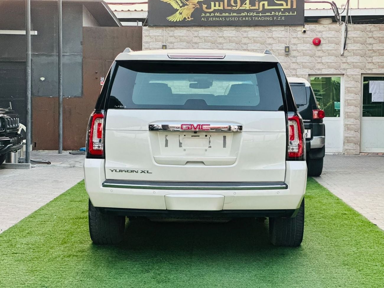 جي أم سي يوكون XL DENALI