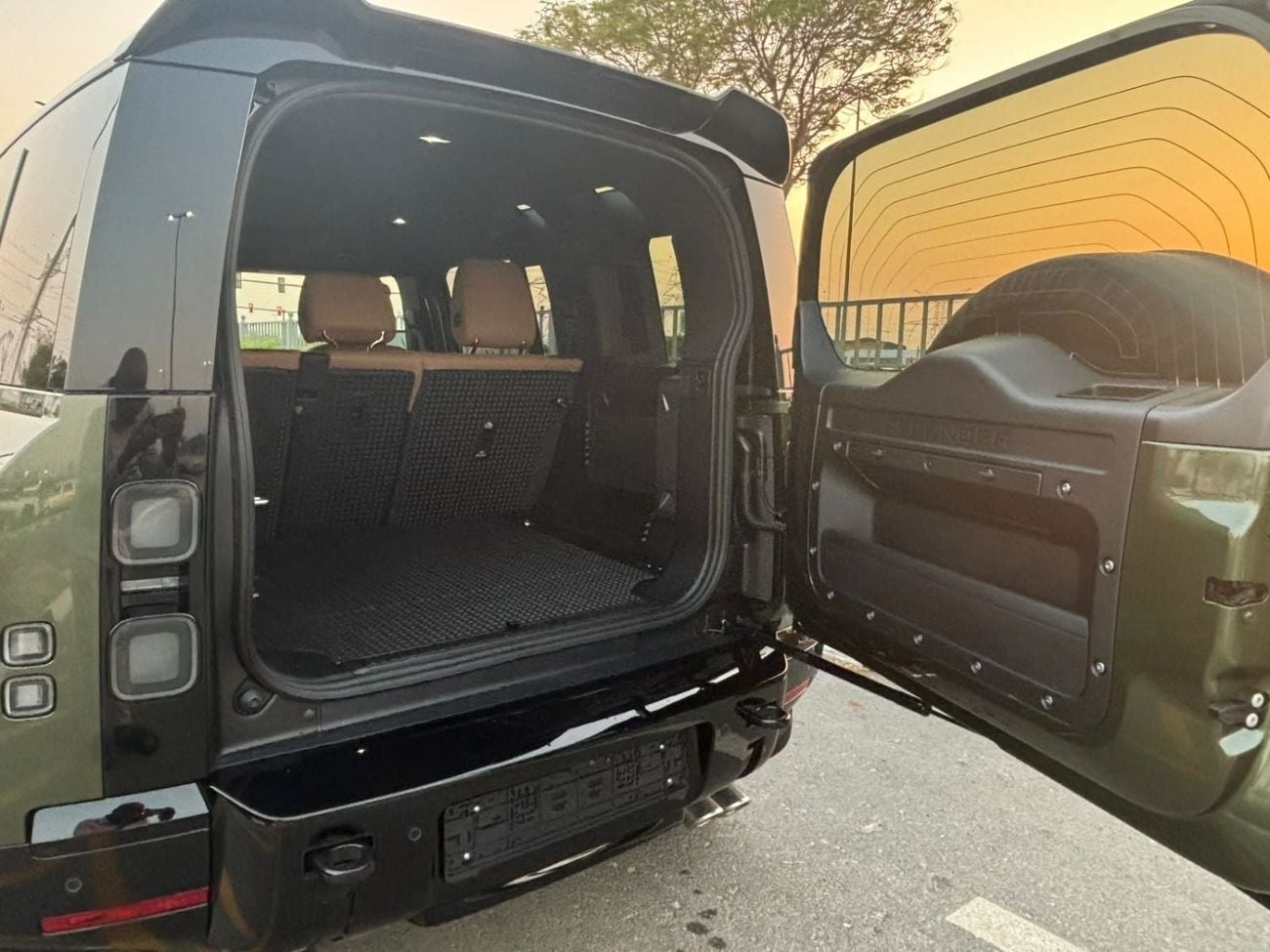 Land Rover Defender 110