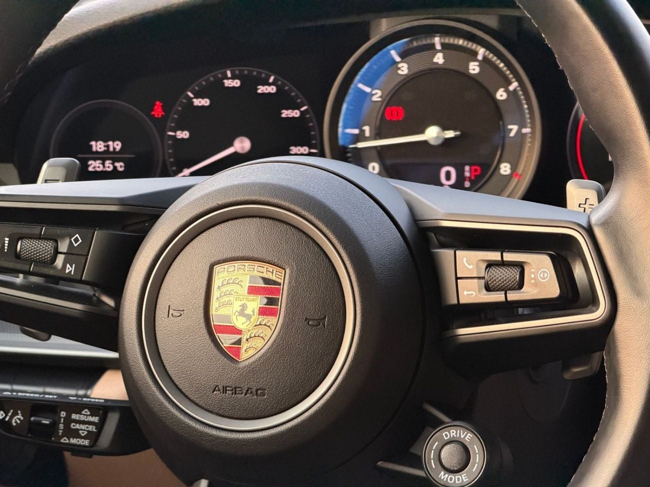 بورش 911 CARRERA 4 PORSCHE 911 CARRERA 4 | AWD | LOW MILEAGE | 3.0L TWIN-TURBO | 2024 | JAPAN SPECS