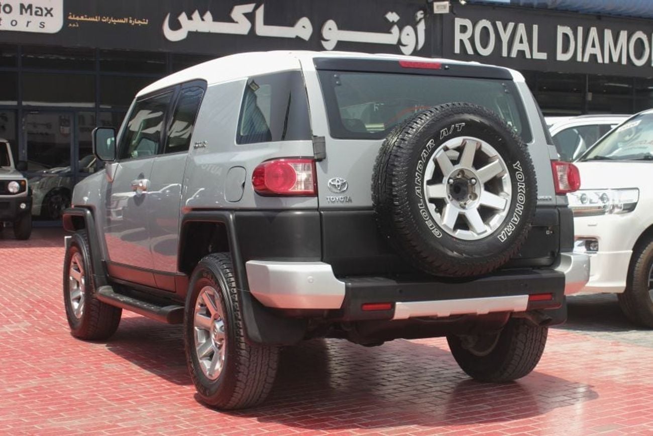 Toyota FJ Cruiser GXR V6,GCC