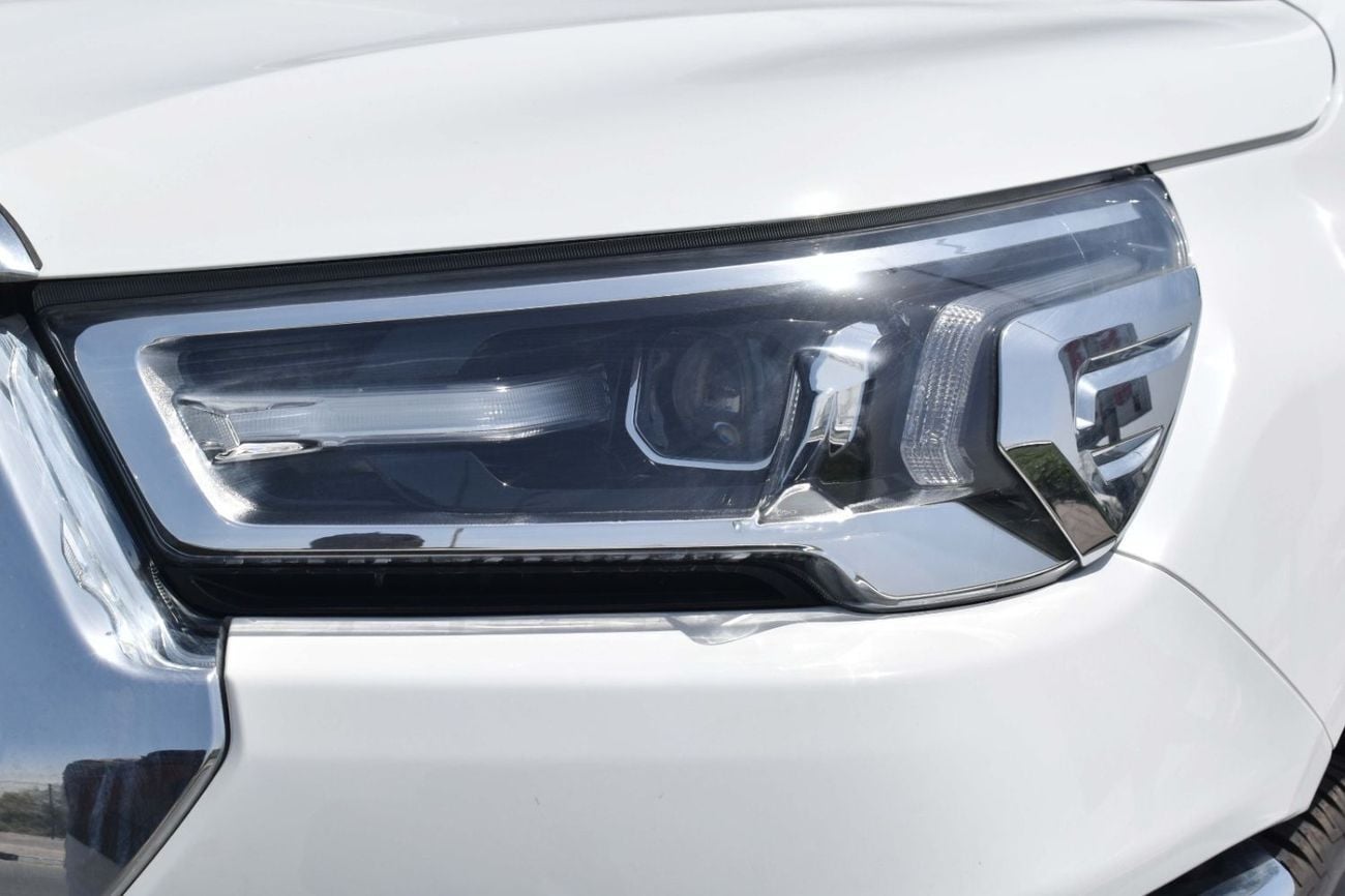 Toyota Hilux SGLX 2025 MODEL:TOYOTA-HILUX 4X4 2.7 MT DC DISPLAY AUDIO AUTO & RR AC, W/O BEDLINER MATERIAL CODE: