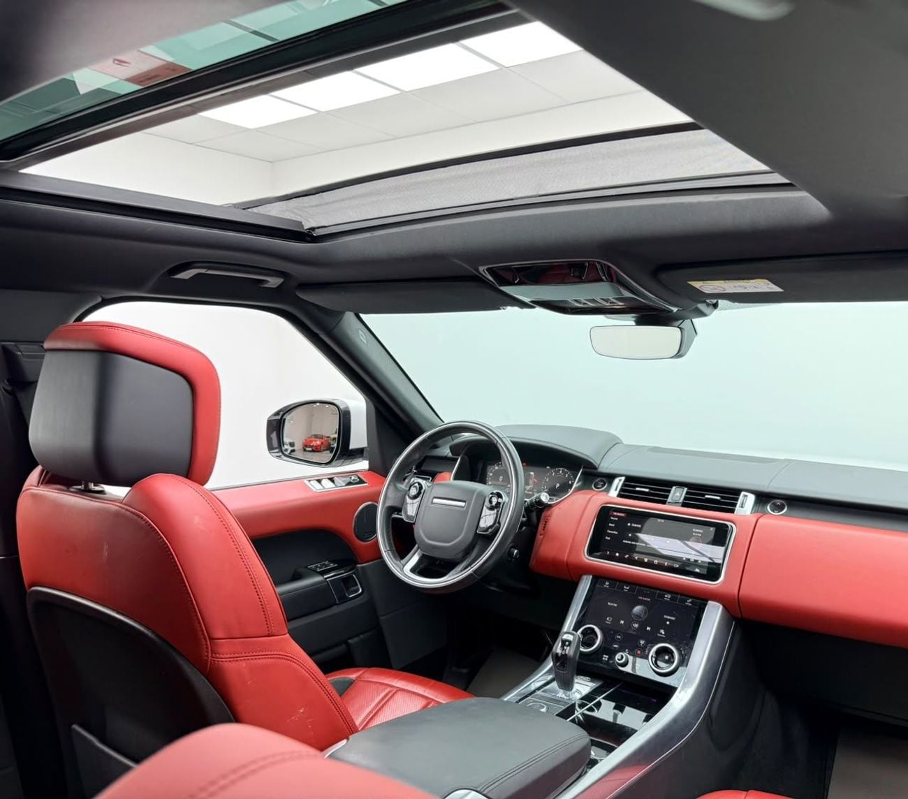Land Rover Range Rover Sport HSE DYNAMIC 2020 Range Rover Sport P525 HSE ,Warranty ,Excellent Condition ,GCC