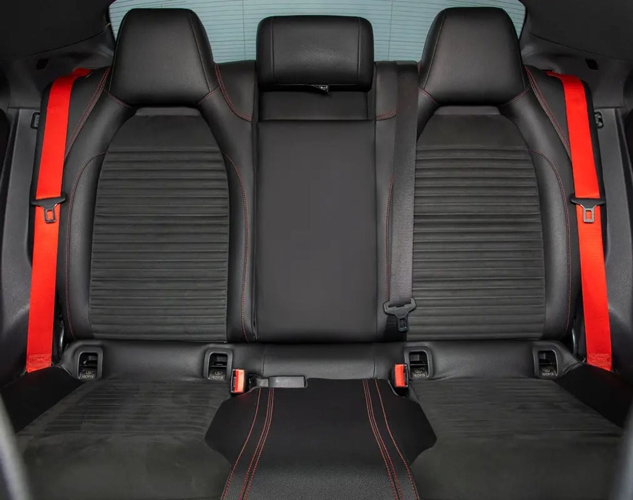 Mercedes Benz CLA250 0% DP Available • Full-Service History • GCC