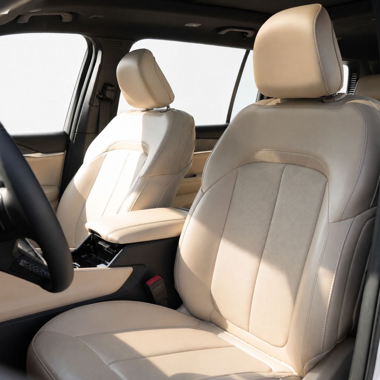 Jeep Grand Cherokee LIMITED AED 2,011 P.M • 0% Downpayment • Grand Cherokee L Limited • 1 Year Warranty