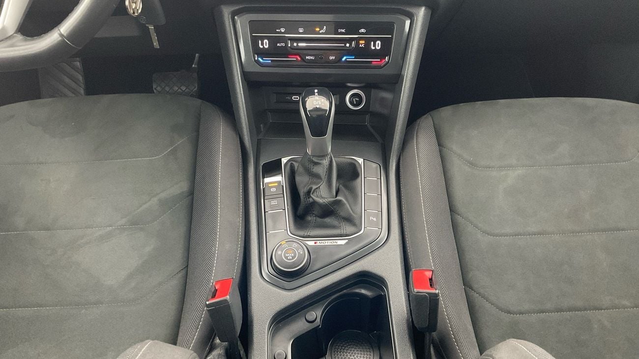 Volkswagen Tiguan ELEGANCE | Guaranteed Warranty | 0 Down Payment