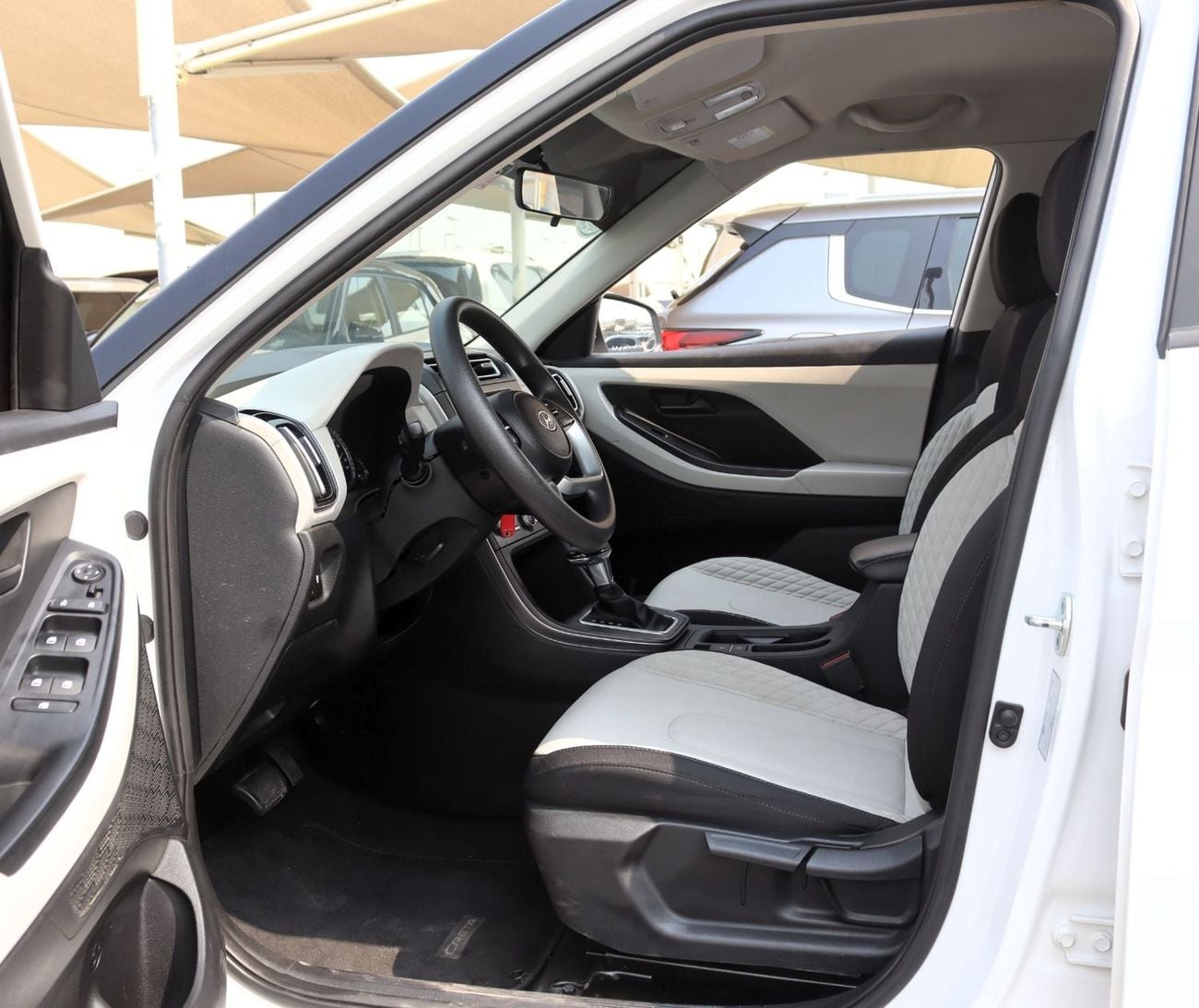 Hyundai Creta SMART ACCIDENTS FREE - GCC - PERFECT CONDITION INSIDE OUT - ENGINE 1500 CC