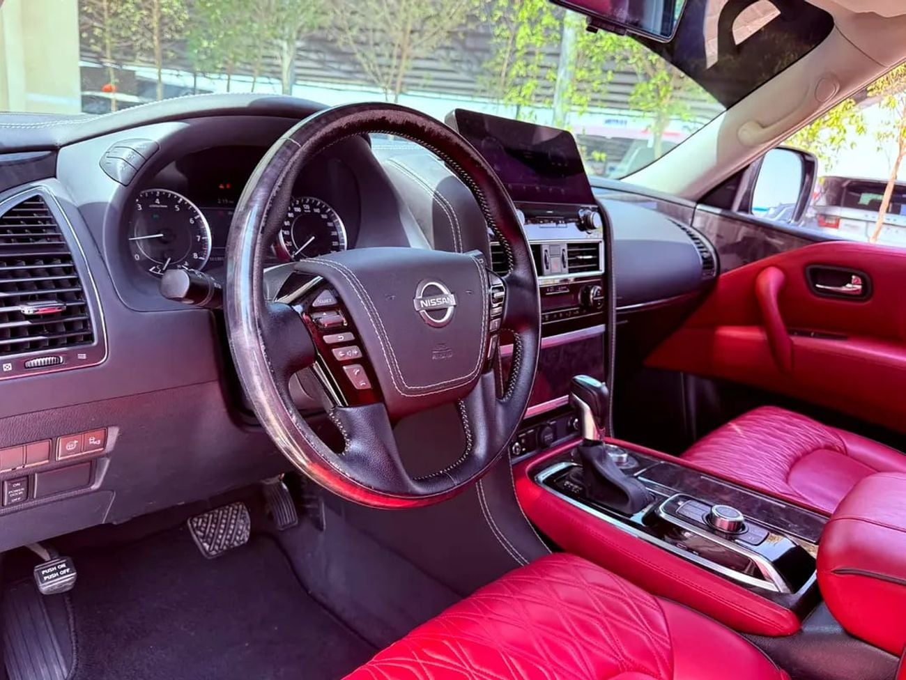 Nissan Patrol LE PLATINUM GCC Specs - Top Option
