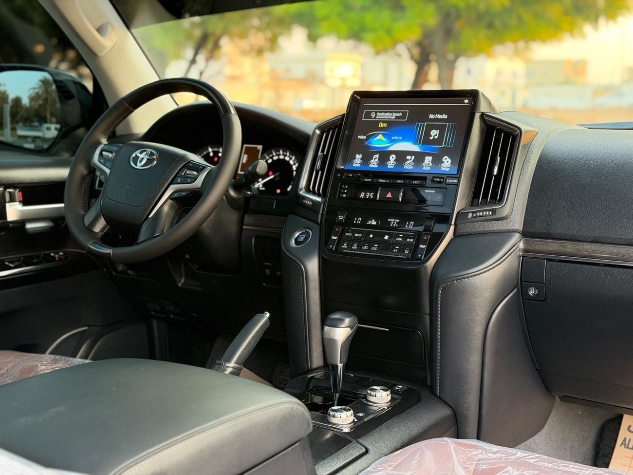 Toyota Land Cruiser GXR Grandturing V8